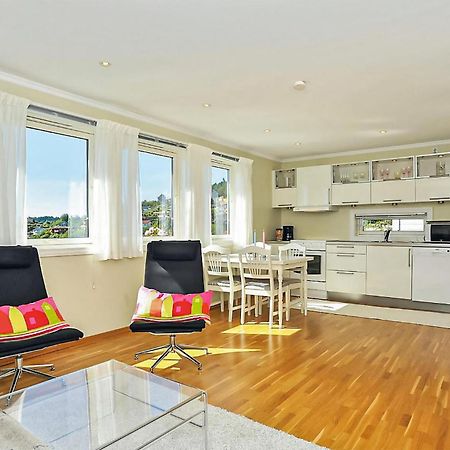 Cozy Apartment In Straumsgrend With Kitchen Bergen Exteriör bild
