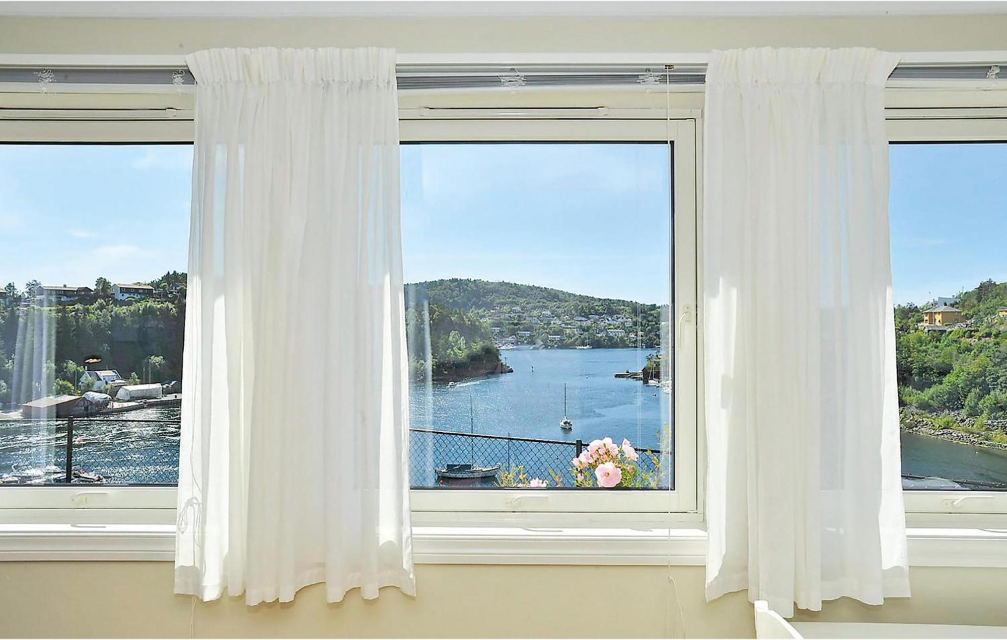 Cozy Apartment In Straumsgrend With Kitchen Bergen Exteriör bild